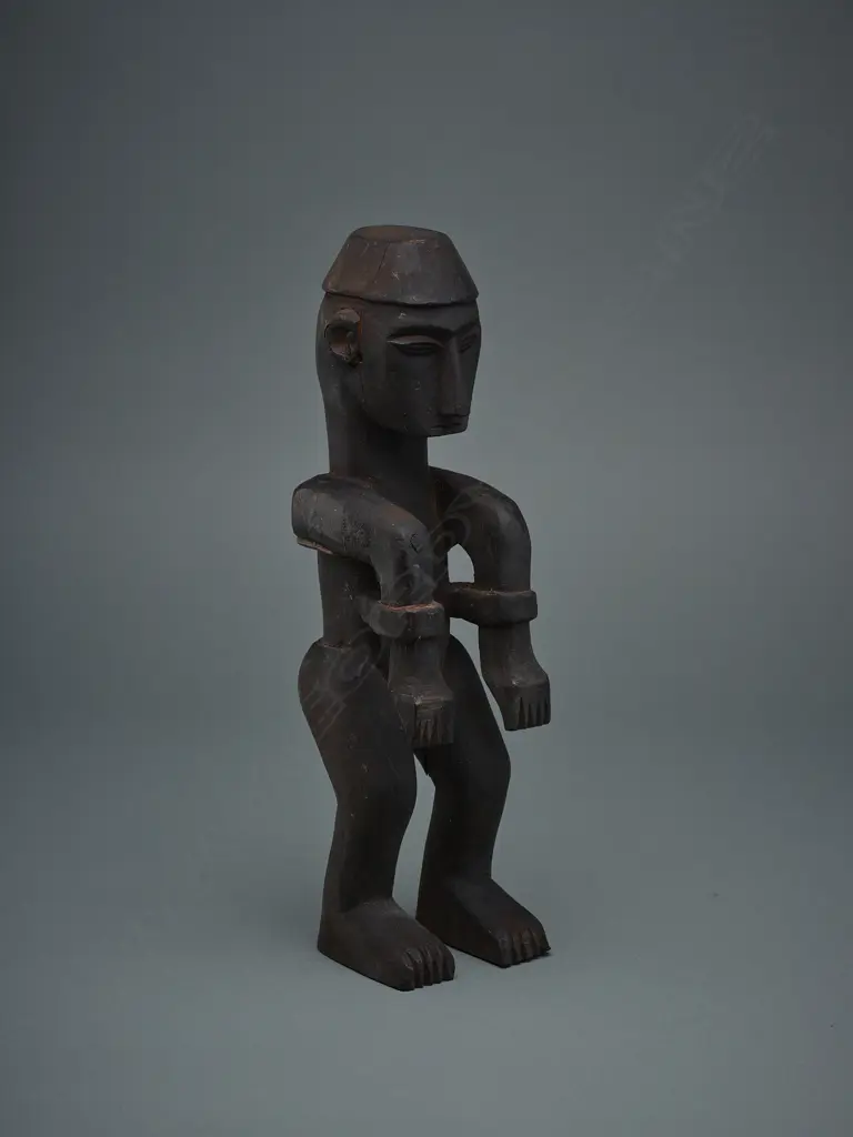 African wooden female figure, Image 1++